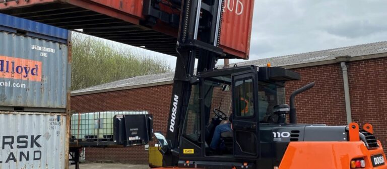 Hayward Transport Goes for Rushlift Refurbished Forklift