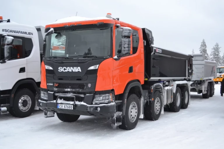 Road Test: Scania G500 XT / S650 / P220