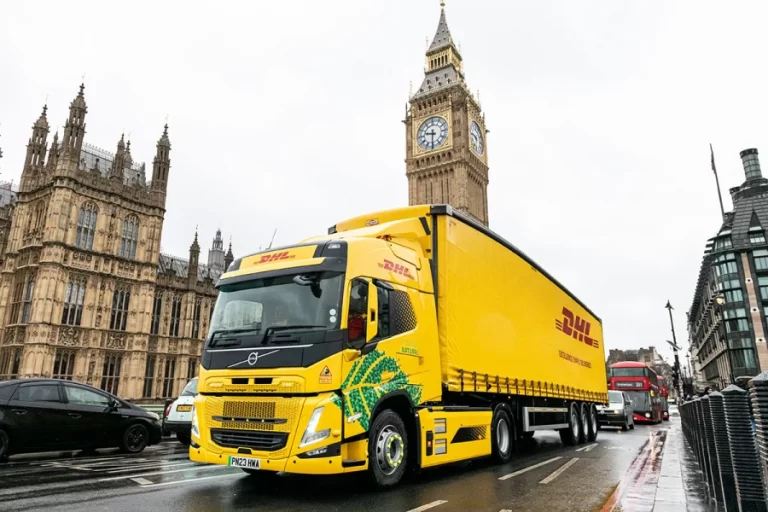 DHL puts UK’s first Volvo heavy duty electric tractor units on the road