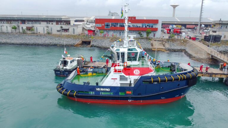 THE PORT AUTONOME DE LOMÉ STRENGTHENS ITS FLEET WITH THE ARRIVAL OF A NEW TUGBOAT