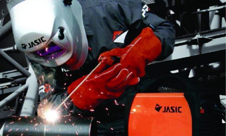 Three-in-one: cutting, welding and cleaning